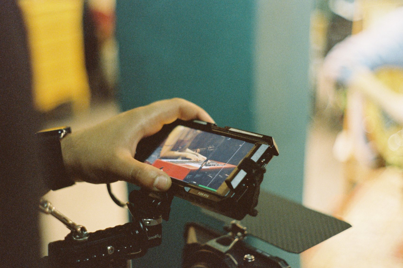 Camera monitor during the session